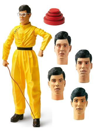 http://i130.photobucket.com/albums/p243/ossosdaperna/devo-action-figure.jpg