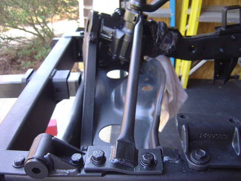 Picture of a steering box brace on a CJ 7 Jeep Enthusiast Forums