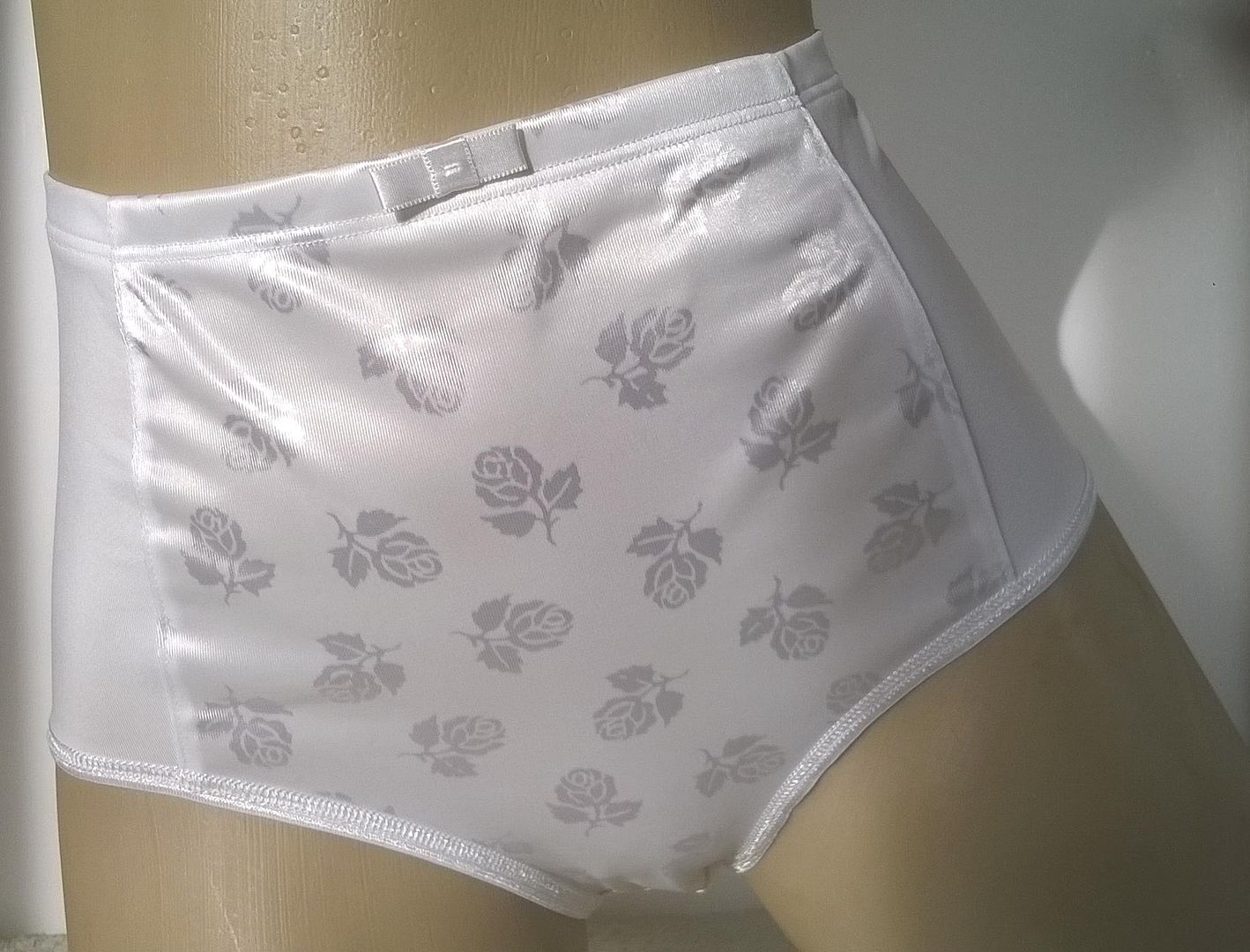 Ladies White Jacquard Satin Front Damask Rose Print High Rise Full brief Panties Knickers 1
