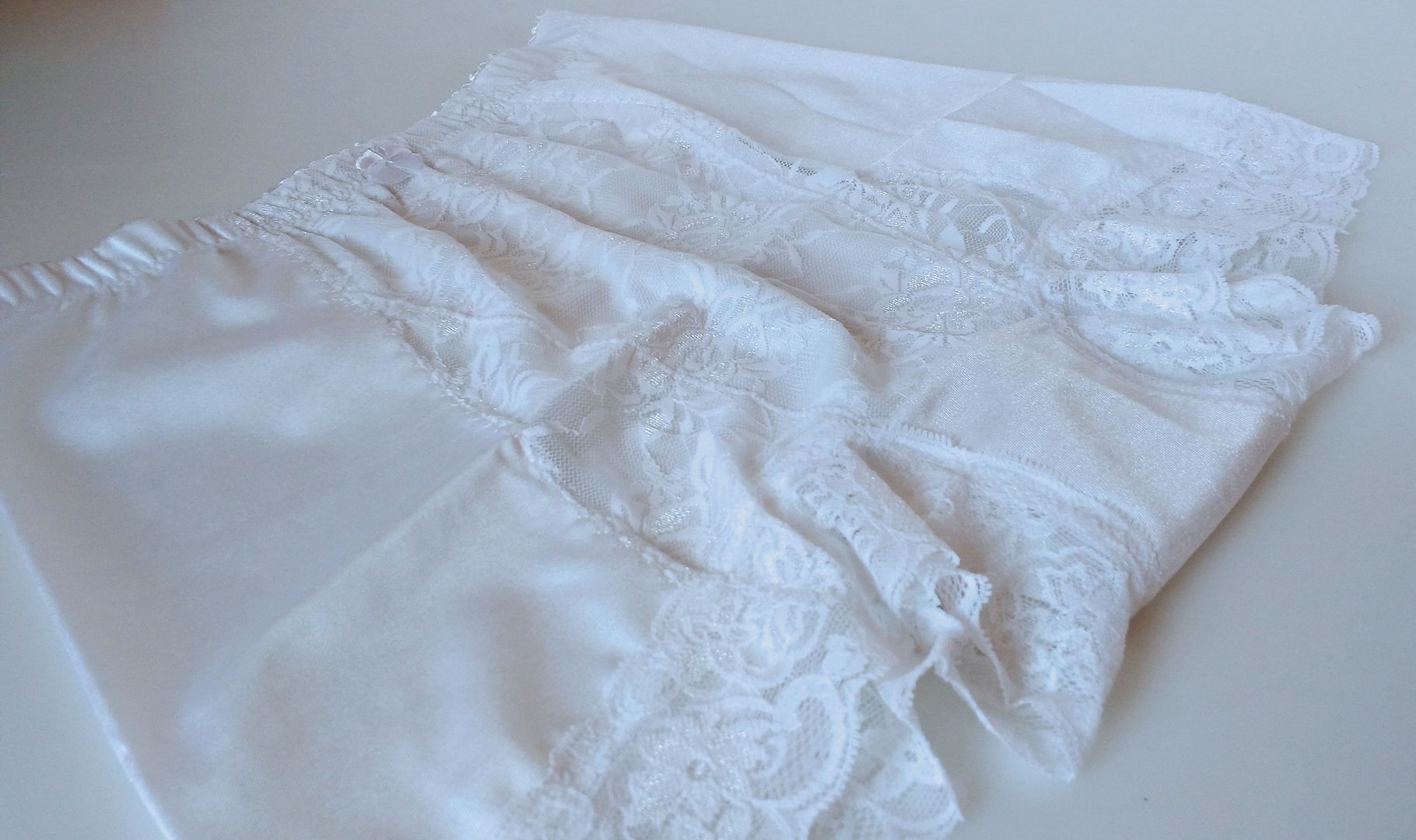 Silky White High Waist Full Brief Pinup Style Light Control Panties UK S