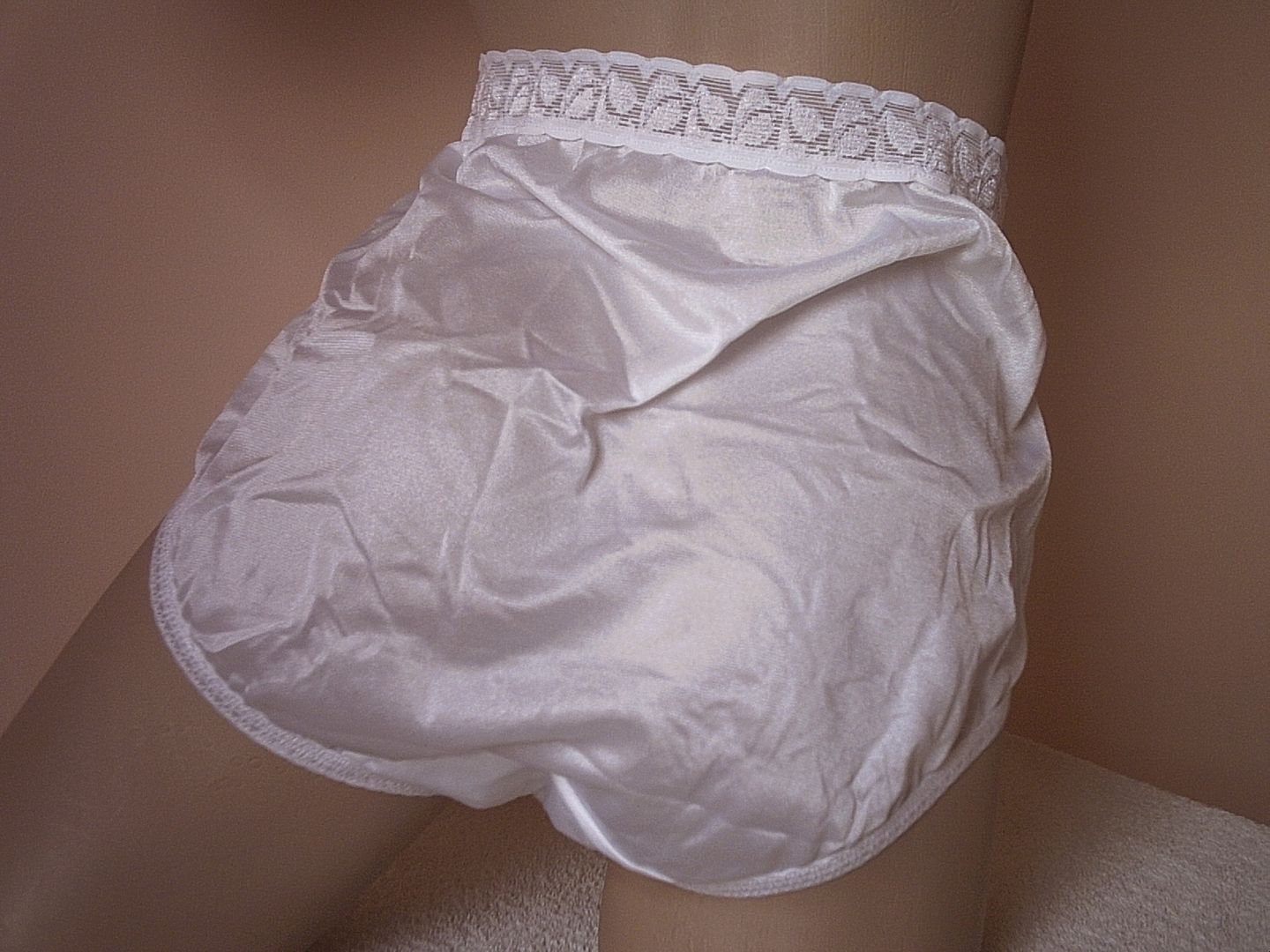 Ladies Gorgeous White Full Cut Silky Nylon Panty Brief Knickers Us 10