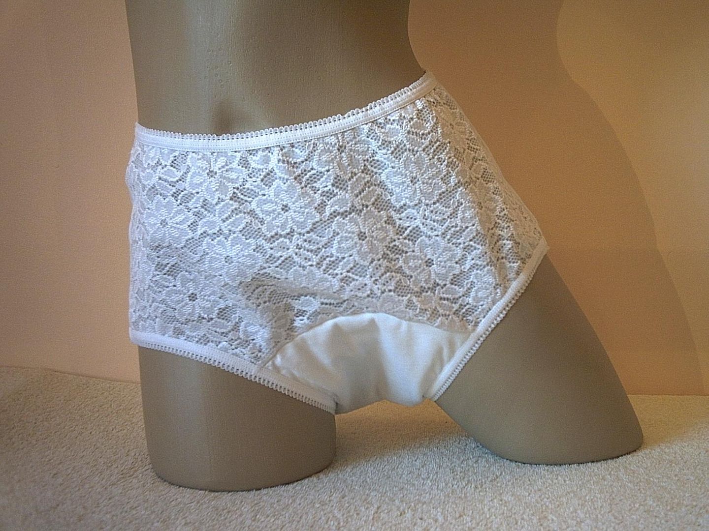 White Lined Lace Ladies Panties Wide Padded Gusset M 12 Ebay