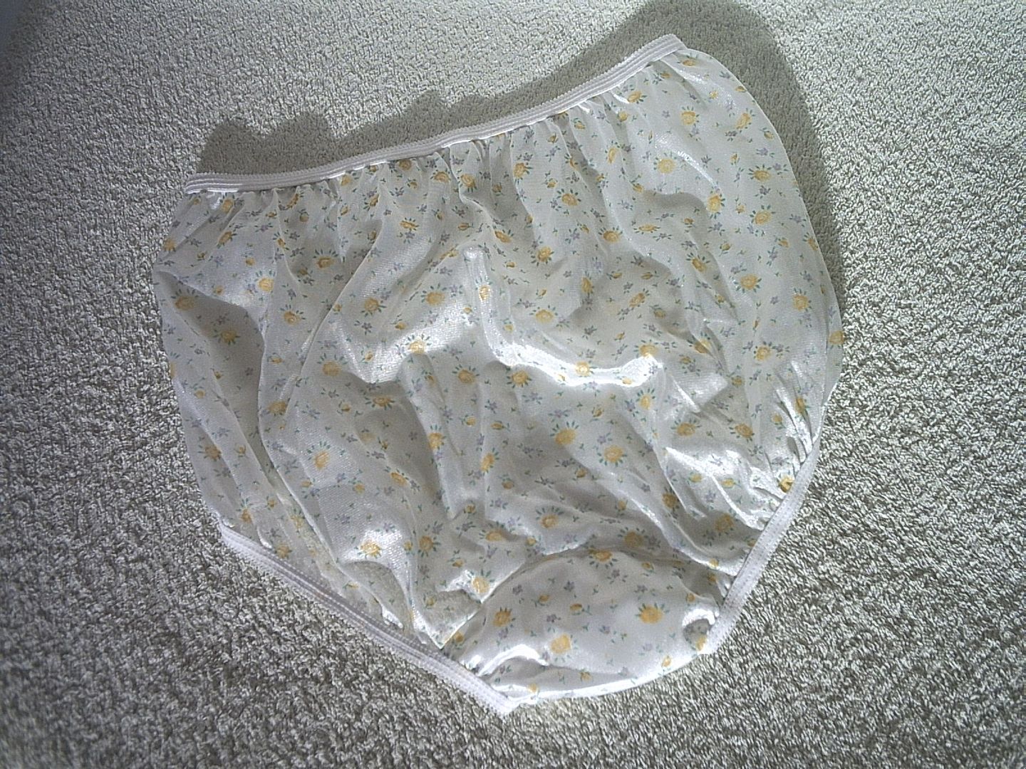 Classic Vintage Tricot Nylon Full Brief Panties Ditsy Yellow Rose Print