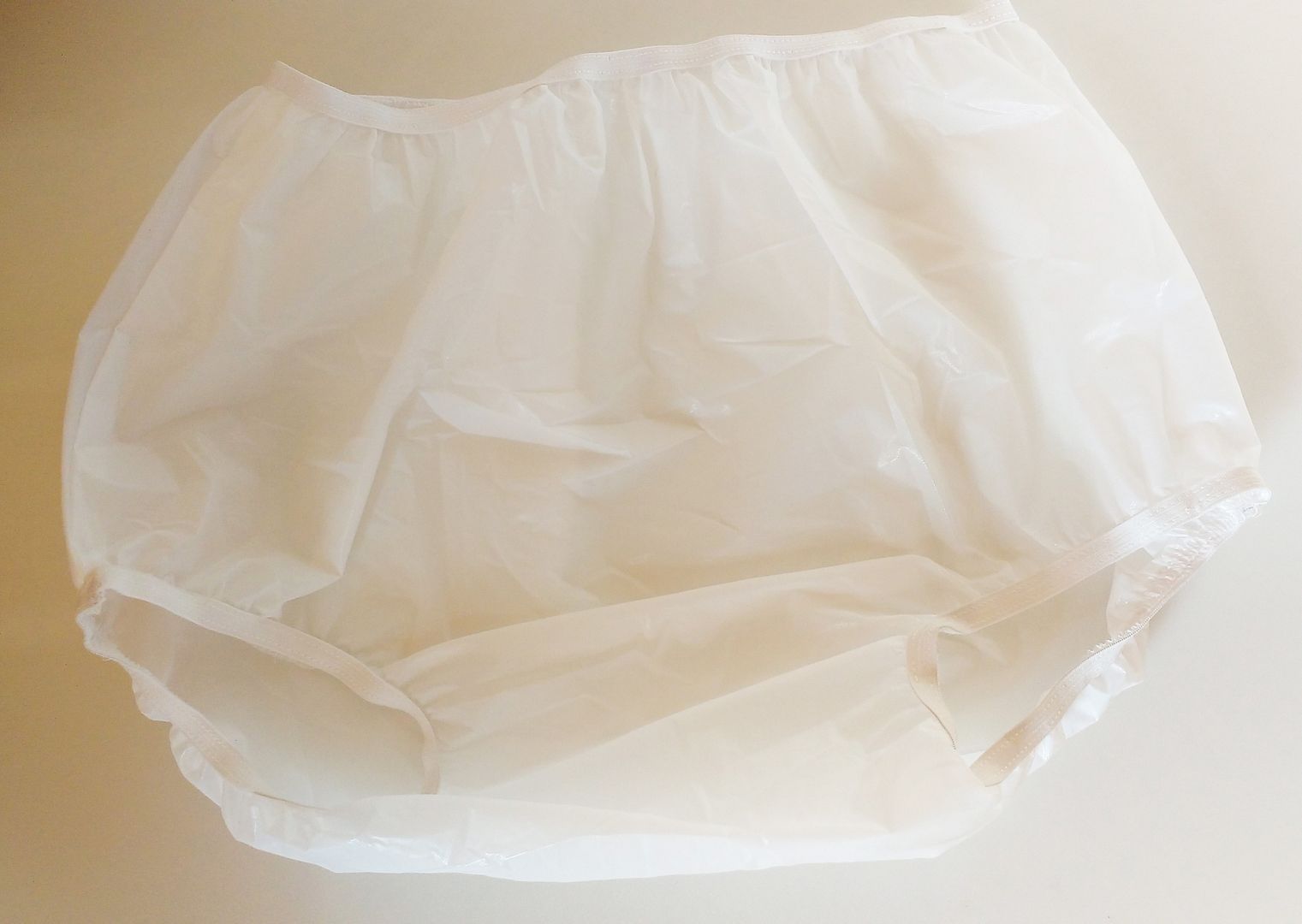 Ladies or Gents WHITE Opaque PVC Plastic Incontinence Pants Unisex M