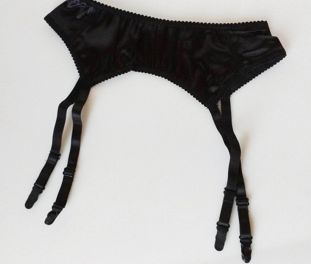 Ladies Black Satin 4 Strap Stocking Garter Suspender Belt 6