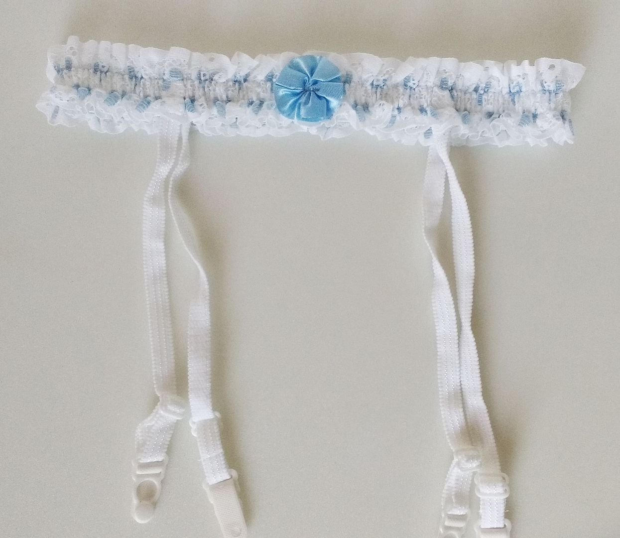 Cute Frilly White UK Vintage Garter Suspender Belt 4 Strap One size