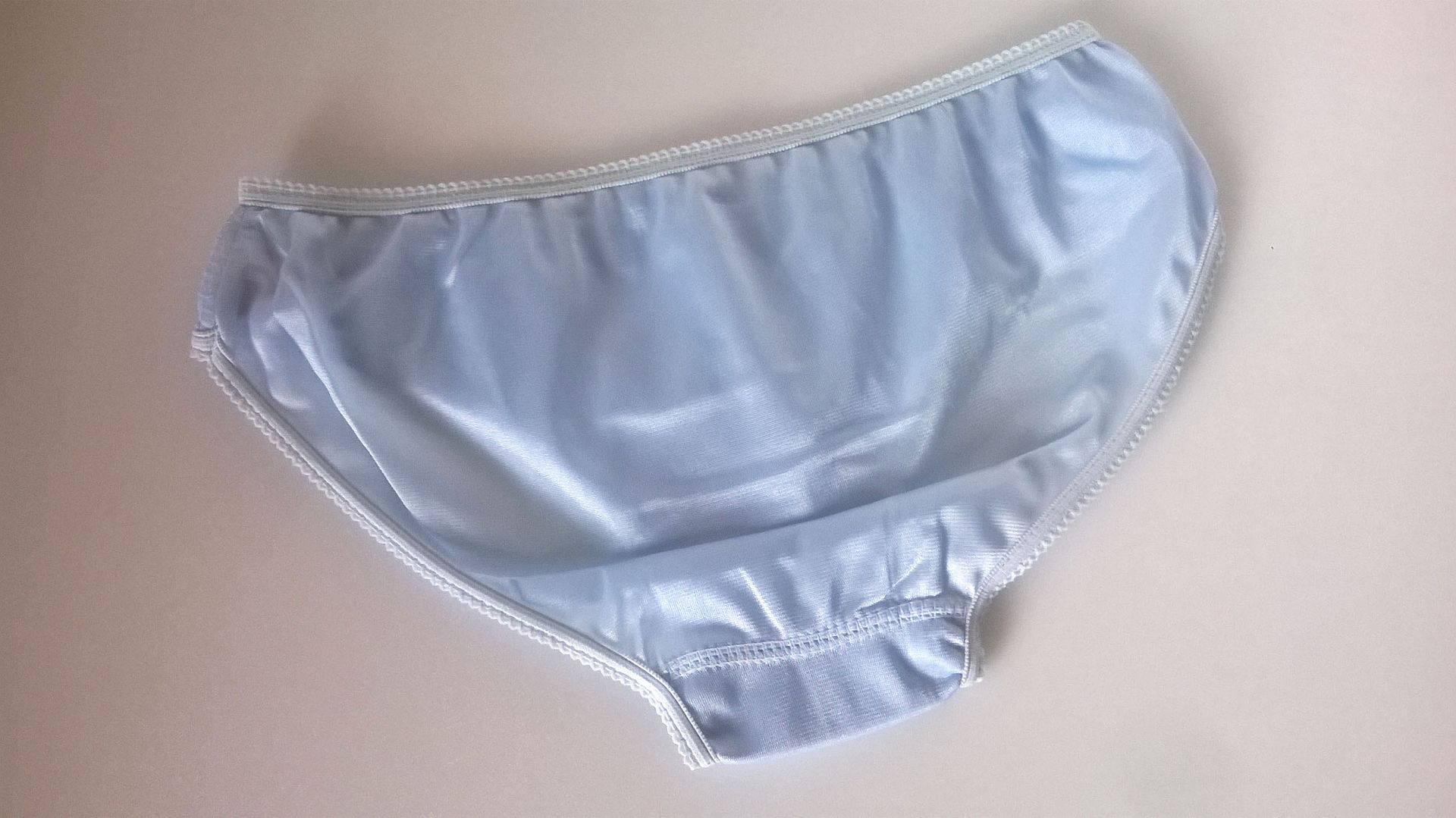 Soyeux Bleu Nylon Dentelle Culotte Knickers Années 1960 Vintage Femmeado Filles S 810 Ebay