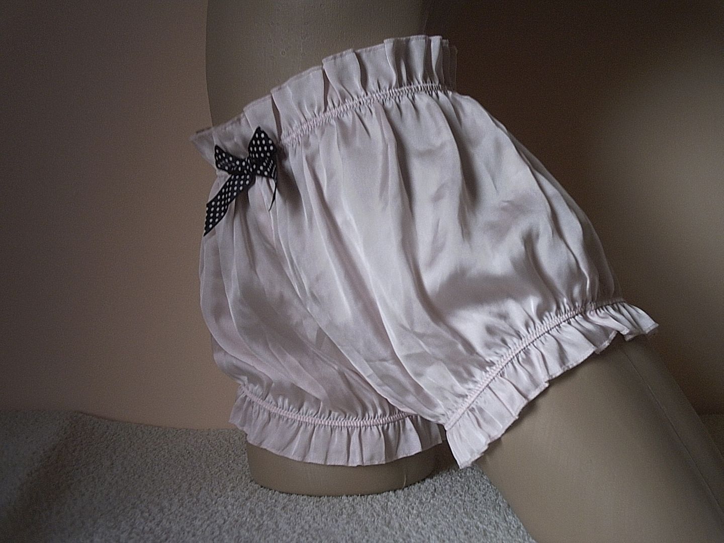 Cute Baby Pink Satin Bloomers Style Shorty Panties Frilly Knickers M