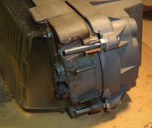 drivelightrustyfixings4.jpg