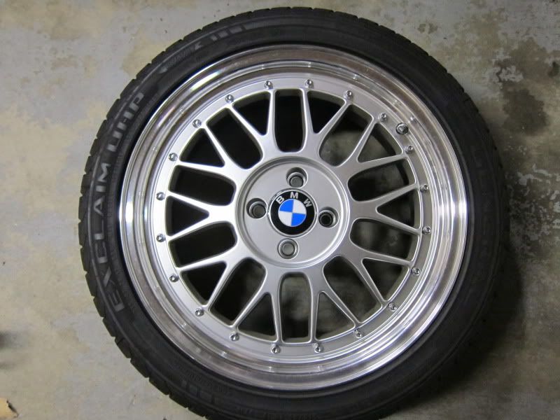 17x75 BBS LM Reps 4x100 et35 571 hubcentric