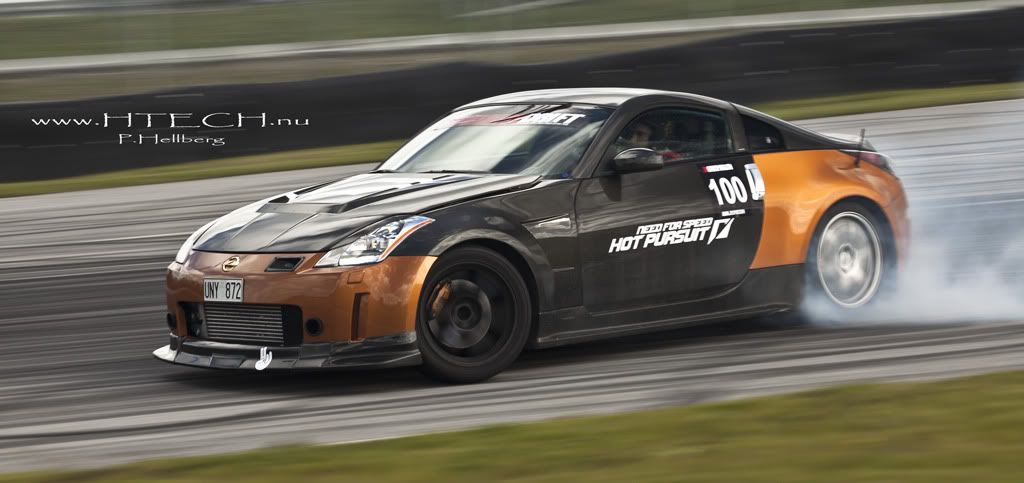 http://i130.photobucket.com/albums/p272/DizAFroG/Scandinavian%20drift%20series/18.jpg