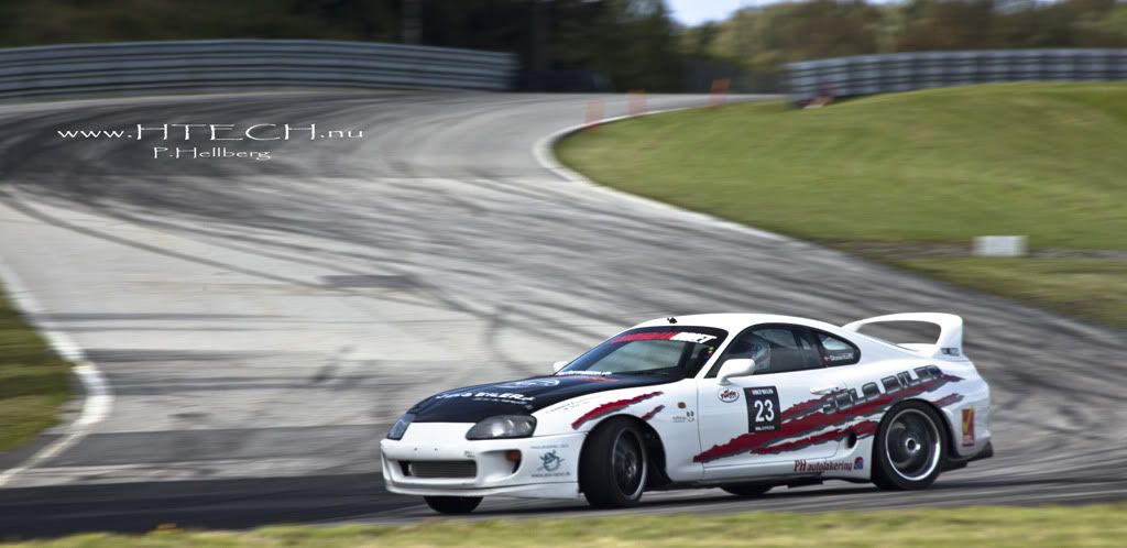 http://i130.photobucket.com/albums/p272/DizAFroG/Scandinavian%20drift%20series/33.jpg