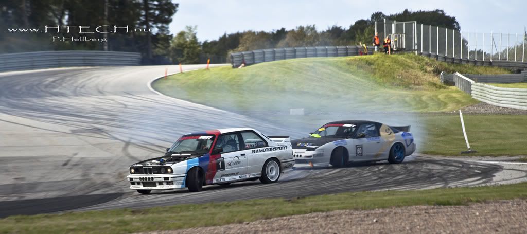 http://i130.photobucket.com/albums/p272/DizAFroG/Scandinavian%20drift%20series/37.jpg