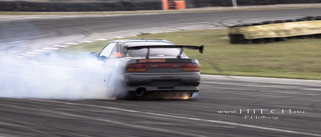 http://i130.photobucket.com/albums/p272/DizAFroG/Scandinavian%20drift%20series/57.jpg