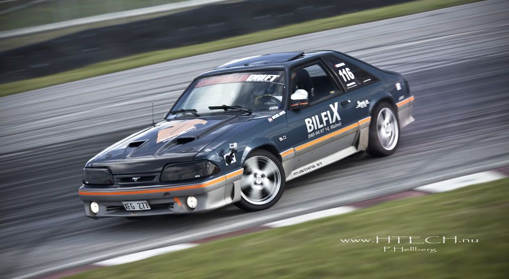 http://i130.photobucket.com/albums/p272/DizAFroG/Scandinavian%20drift%20series/6.jpg