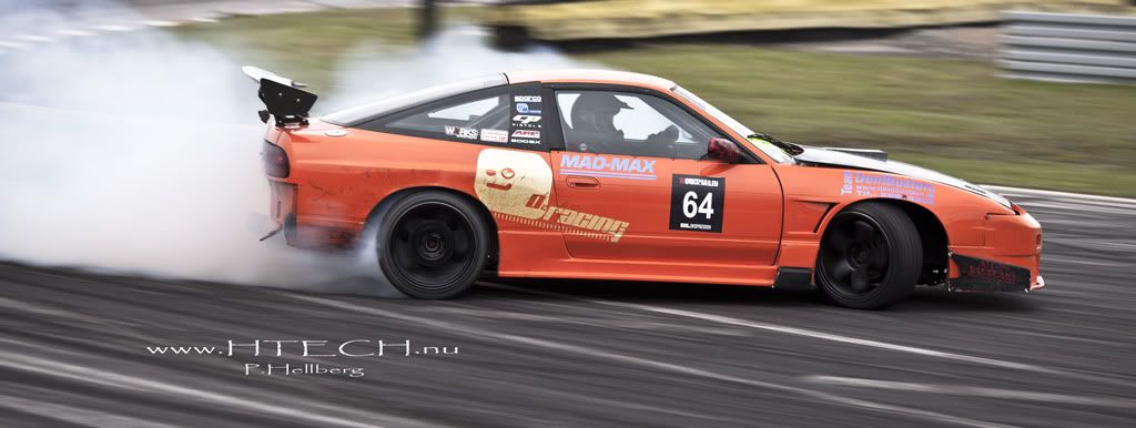 http://i130.photobucket.com/albums/p272/DizAFroG/Scandinavian%20drift%20series/72.jpg