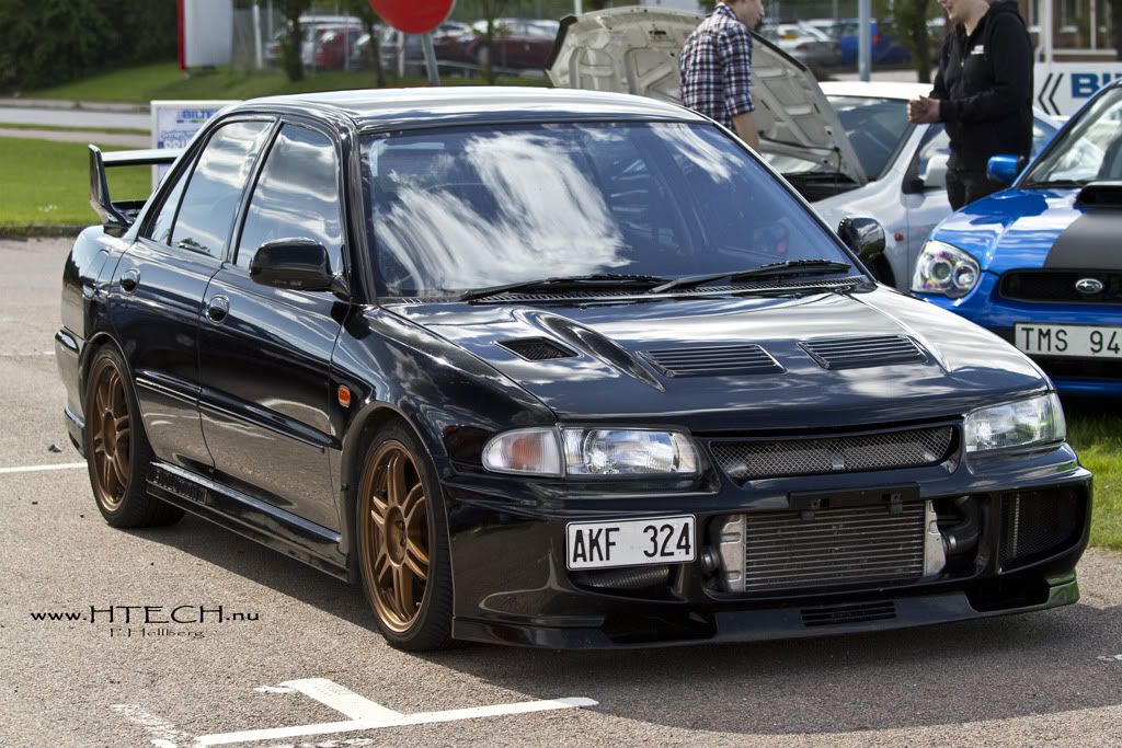 http://i130.photobucket.com/albums/p272/DizAFroG/wanganmeet/3.jpg