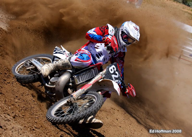 IMAGE: http://i130.photobucket.com/albums/p272/mx962/moto%20cross/IMG_1180copy.jpg