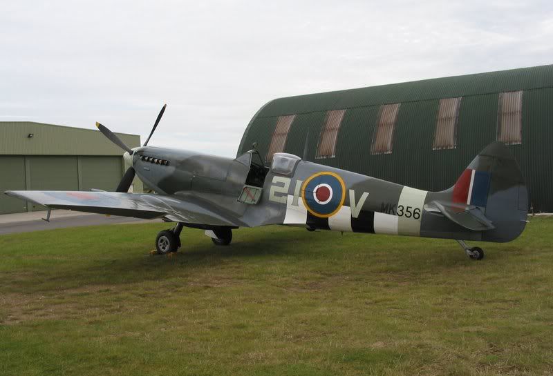 http://i130.photobucket.com/albums/p274/rum_monster/MK356/MK356_Duxford_01_10_07.jpg