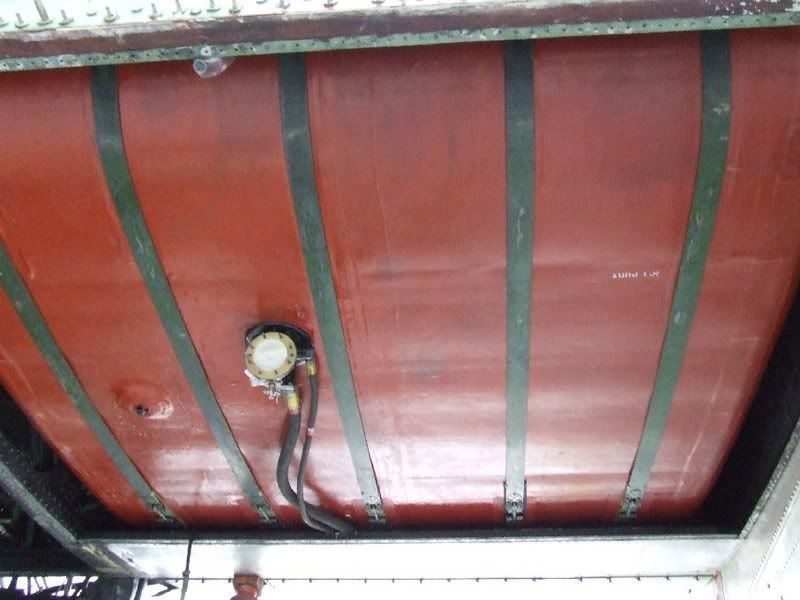 http://i130.photobucket.com/albums/p274/rum_monster/fueltankSM.jpg