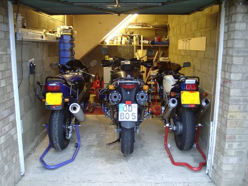 garage2.jpg