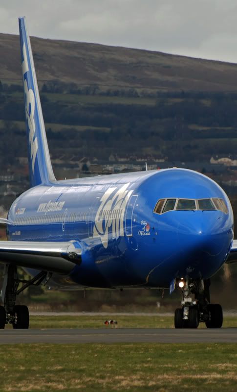 http://i130.photobucket.com/albums/p279/davie_j_p/C-GZUMBOEING767-300ERZOOMATGLASGOWA.jpg