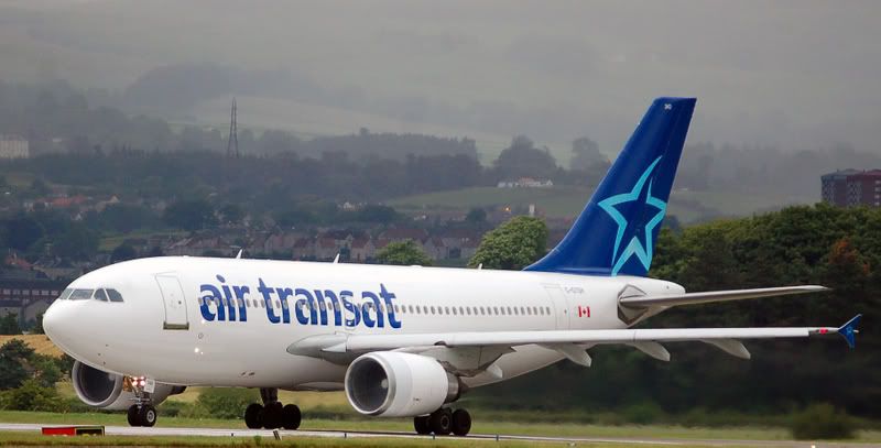 http://i130.photobucket.com/albums/p279/davie_j_p/airtransat.jpg