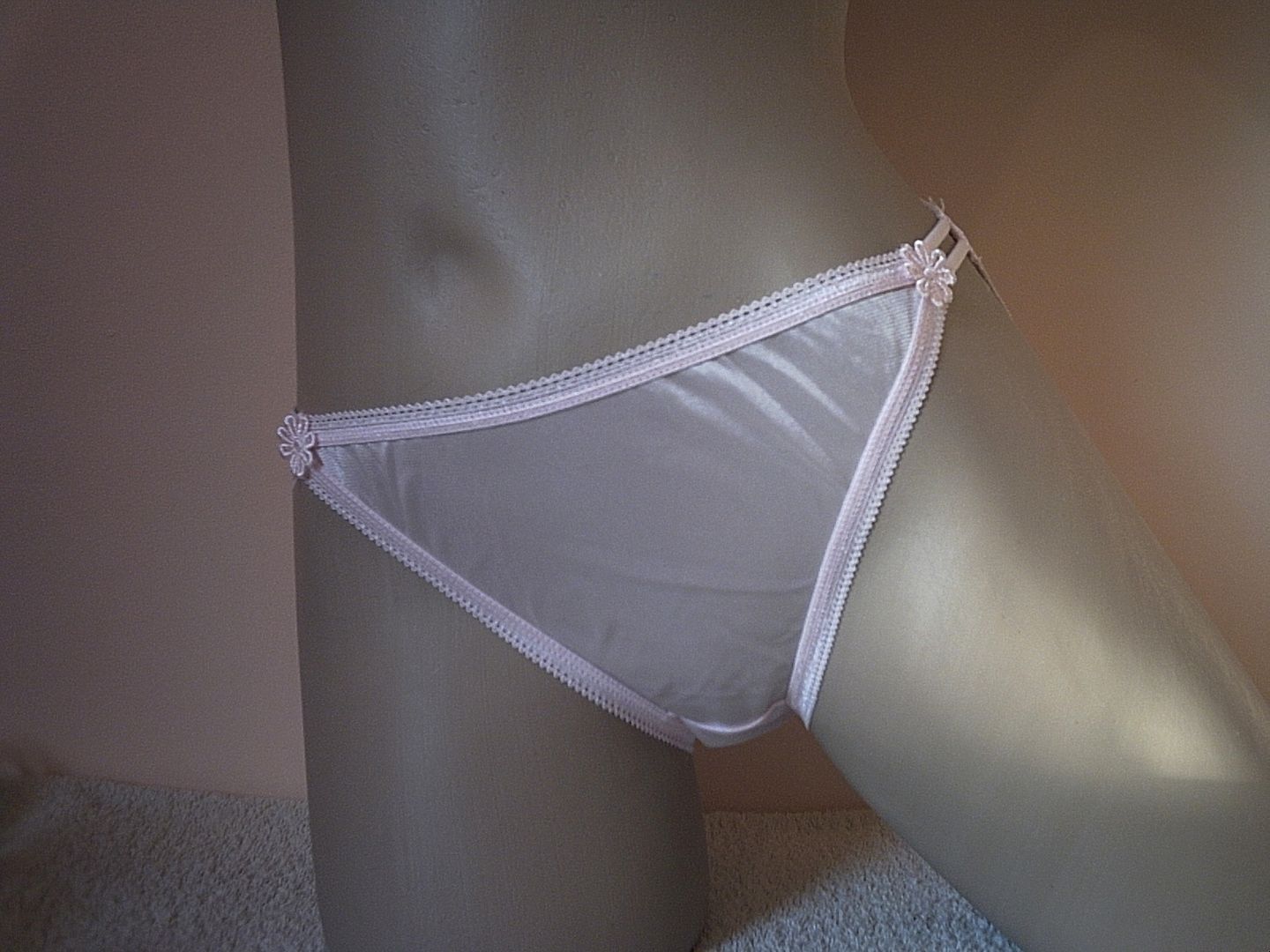Cute Peach Silky Daisy Detail All Nylon String Bikini Panties Tanga Knickers