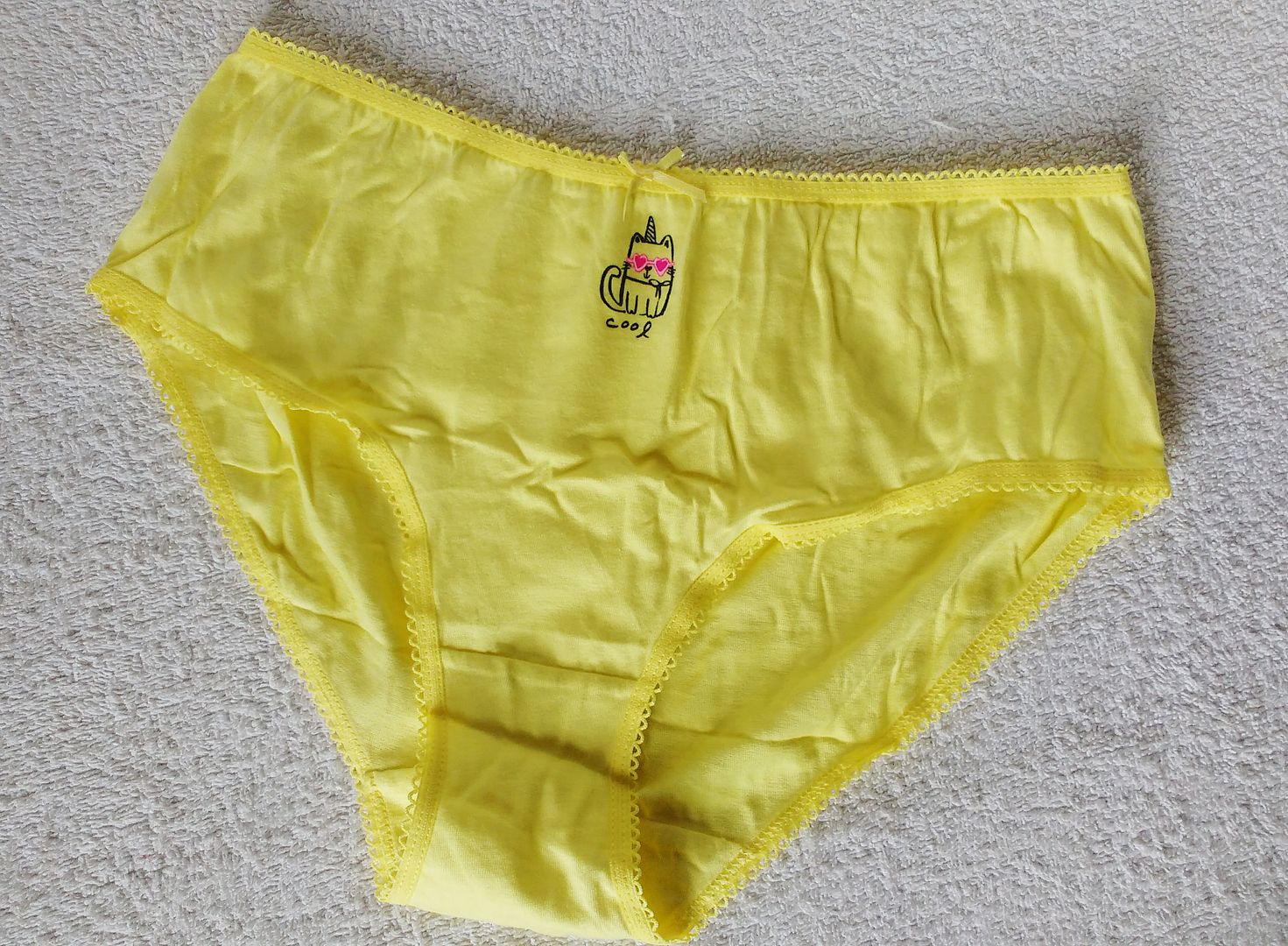 Girls Pretty Yellow Cool Cat Brief Pants Cotton Knickers 1213yrs