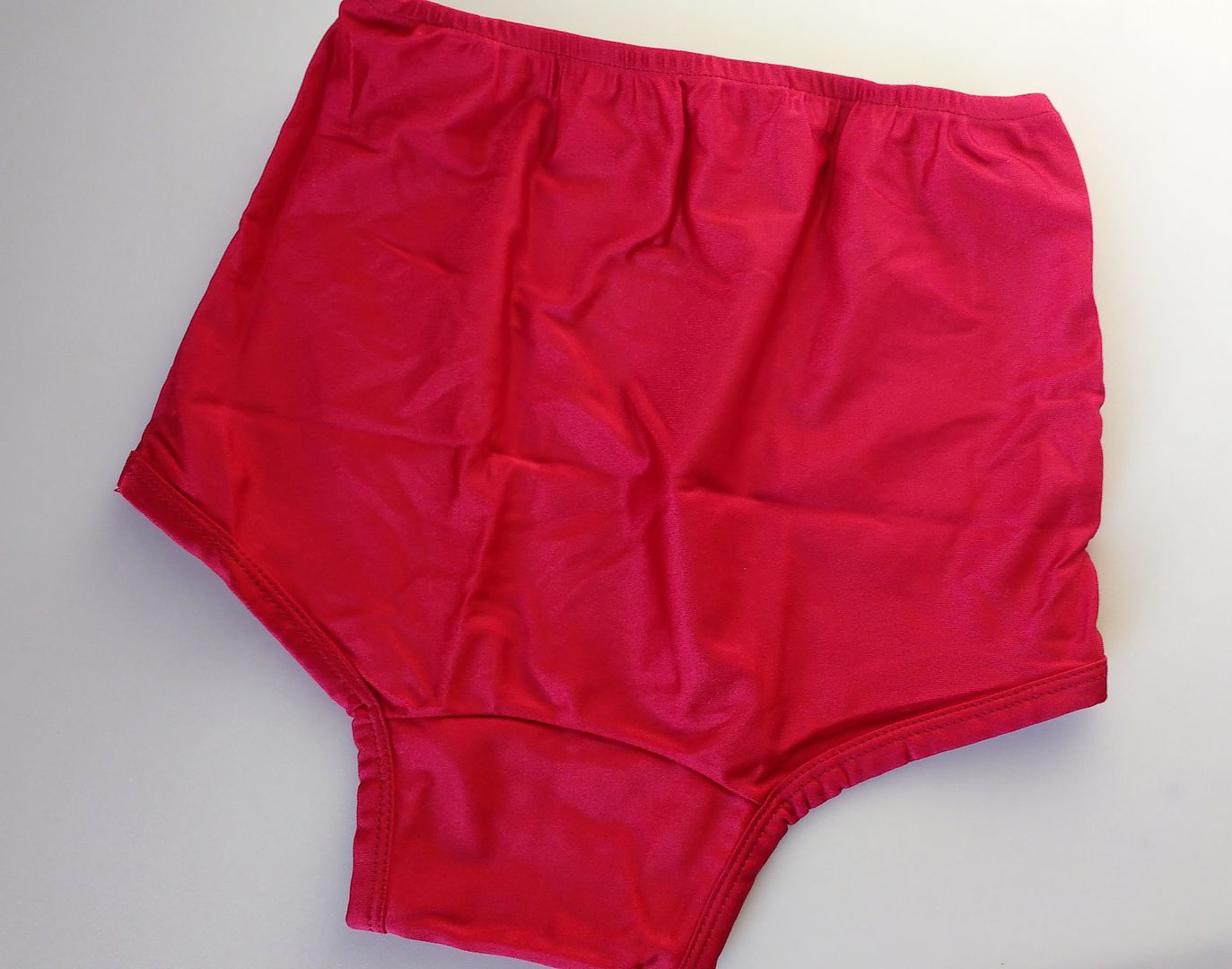BLOOD RED Nylon Spandex Sports Netball Gym Panties Knickers Briefs UK L ...