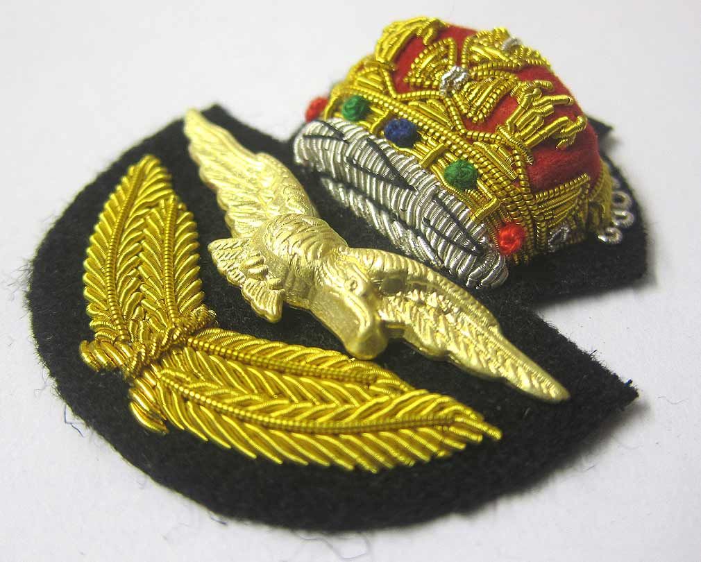 Royal Air Force Cap RAF Badge Officer WWII