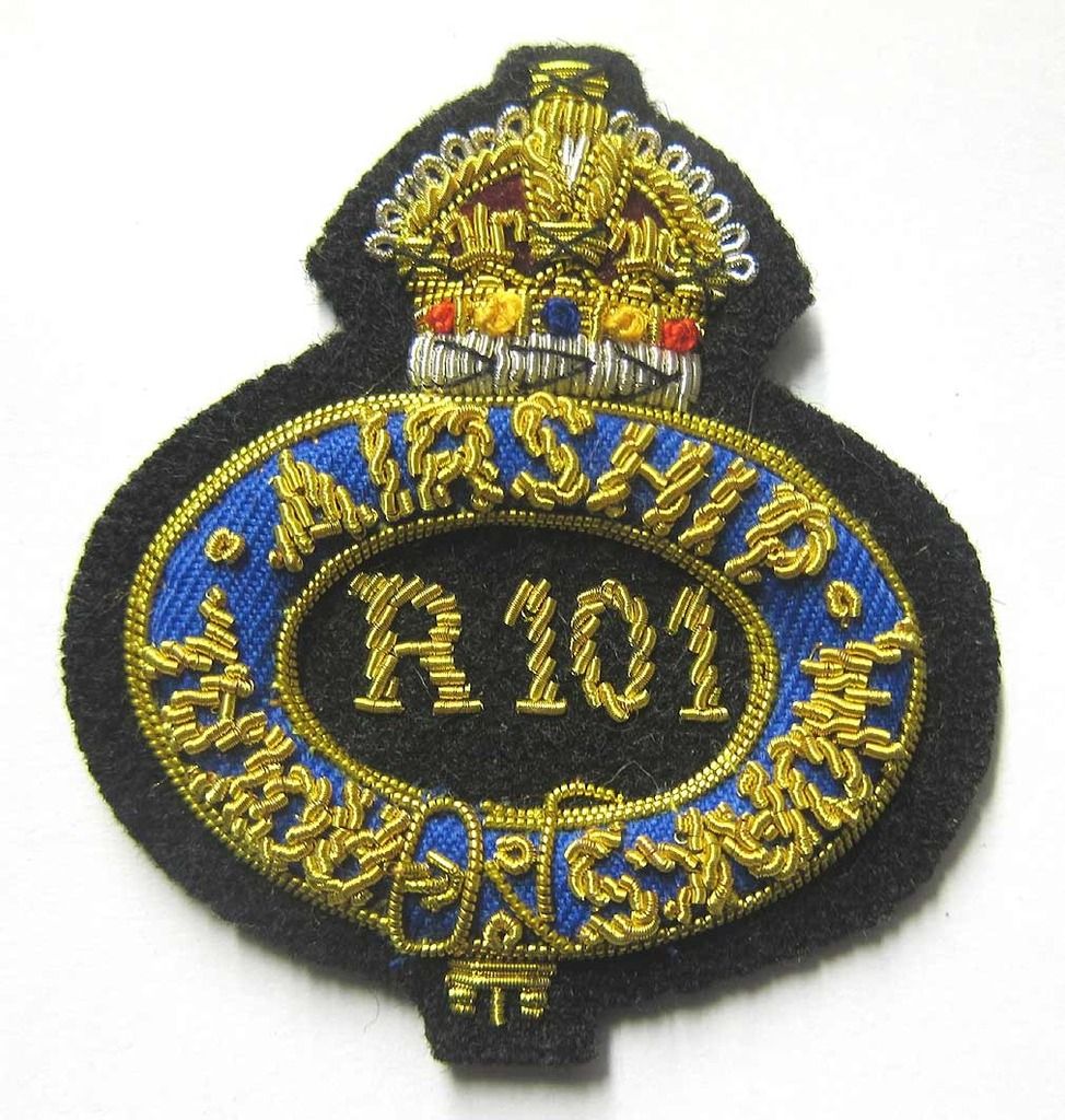 Bahamas defence force petty officers cap badge R341