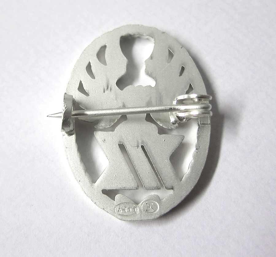 German Paratrooper Eugen Meindl Cap Badge